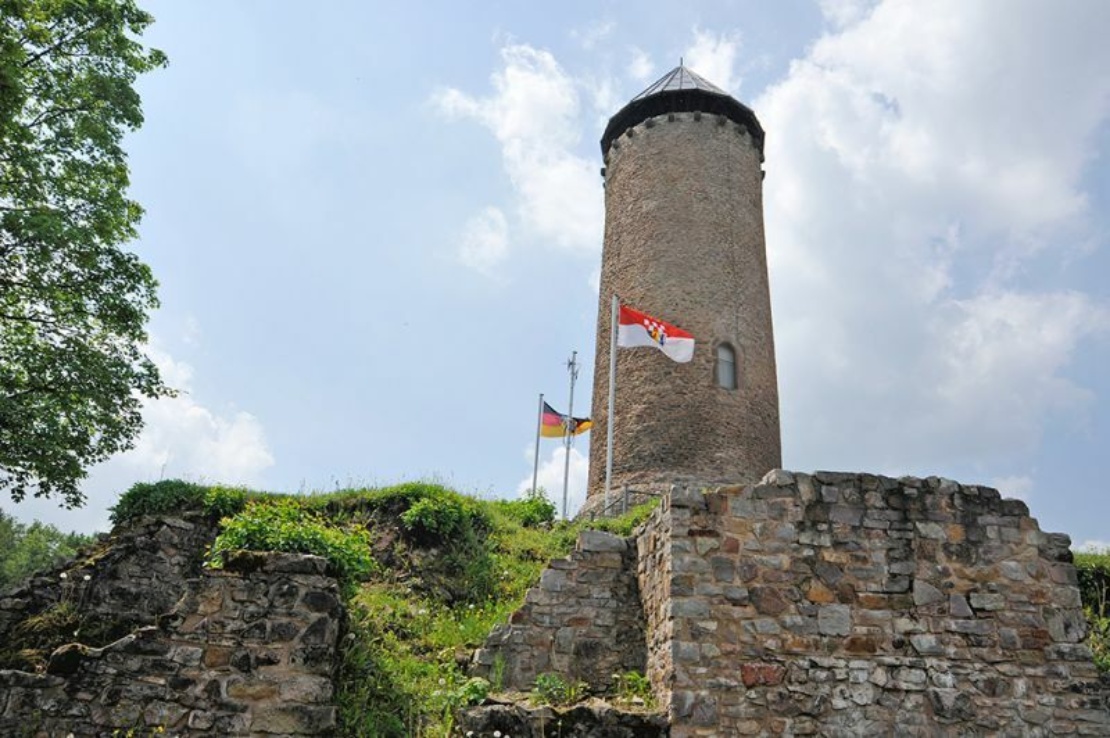 Nohfelden: Burg Veldenz
